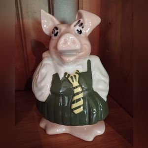 Wade Pottery Annabelle pig